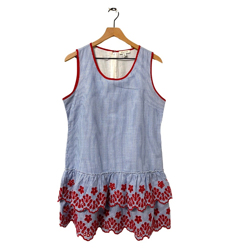 Stellah Blue White Red Stripe Embroidered Relaxed Fit Tiered Dress Size Medium